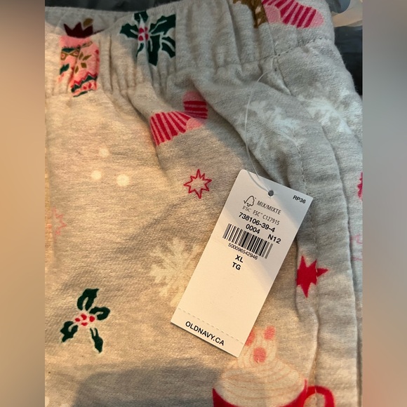 Old Navy Jogger Pajamas - Picture 7 of 9